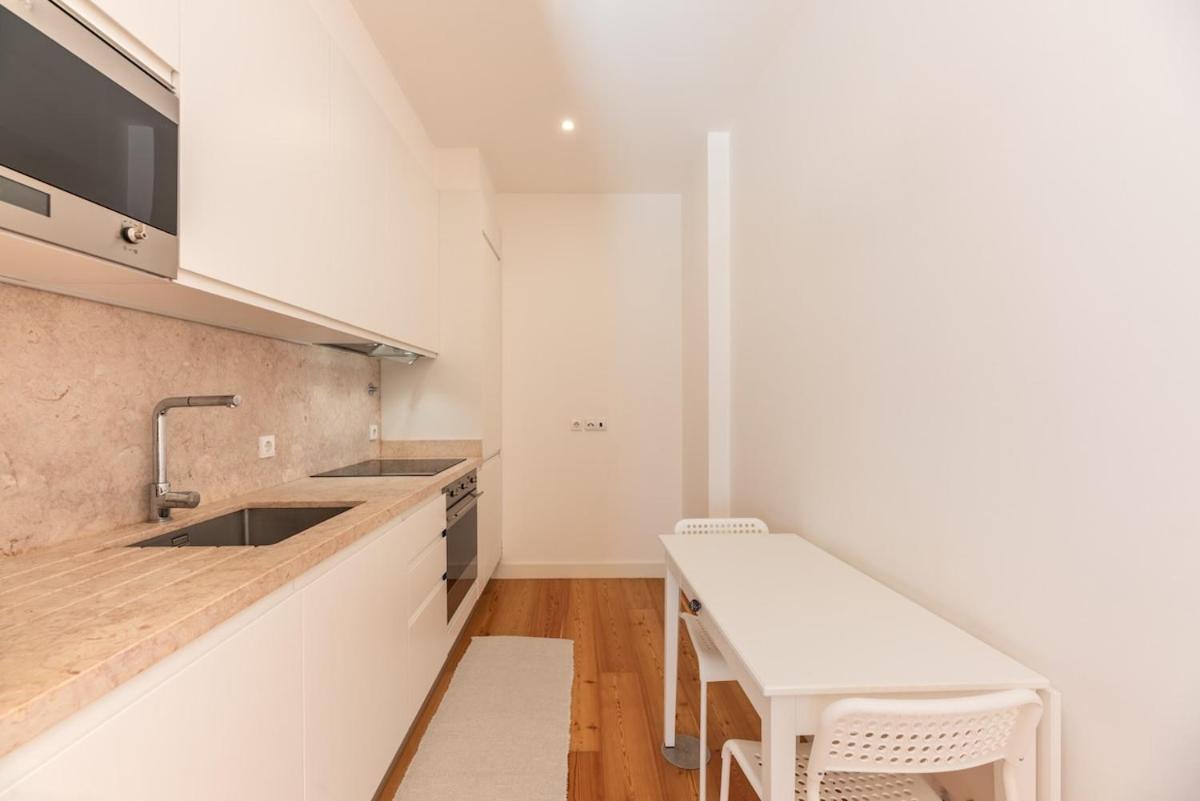 Ferienwohnung Liberdade Great Bright Apt With Ac Elevator Garage Lissabon Exterior foto